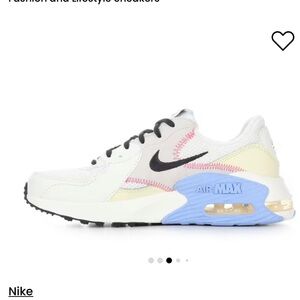 Nike Women’s Air Max White Sneakers with Black Swoosh & Pastel Accents Size 9